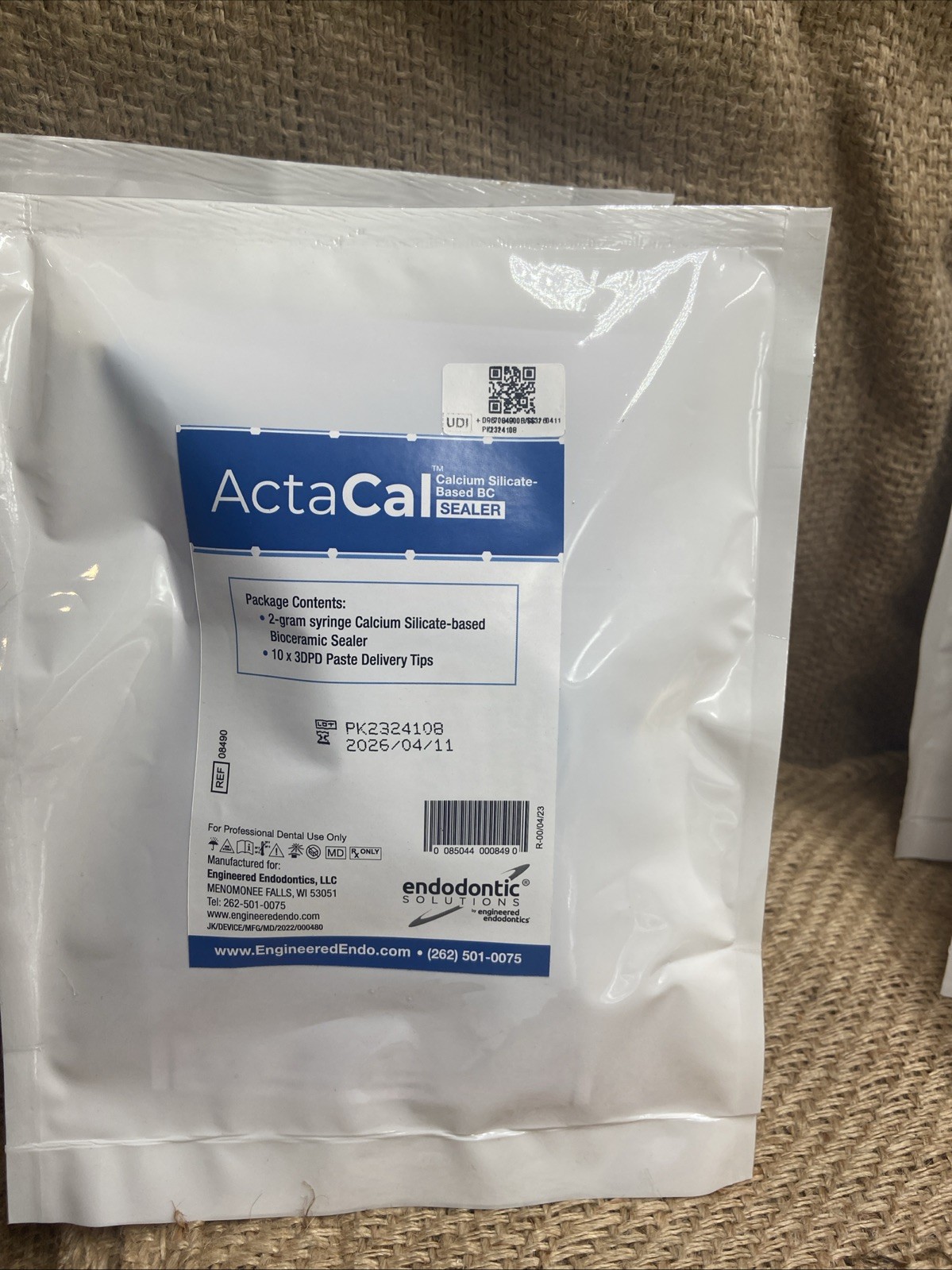 Endodontic Solutions Calcium Hydroxide Paste And Calcium Silicate Based Bc