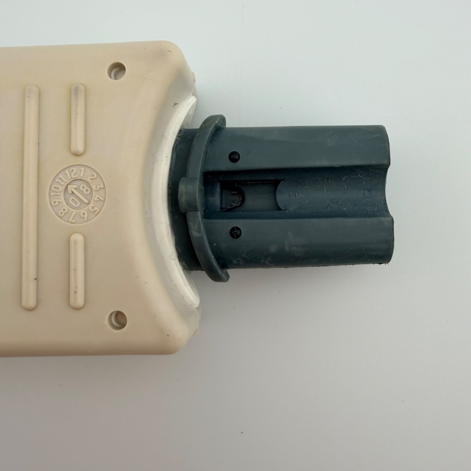 Philips Healthcare M3725A Plug Style Test Load 50 Ohm as shown