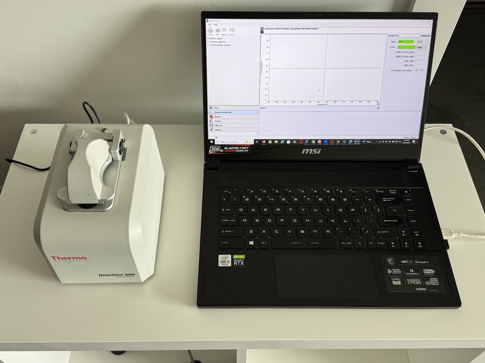 Thermo Scientific NanoDrop 2000 Spectrophotometer.