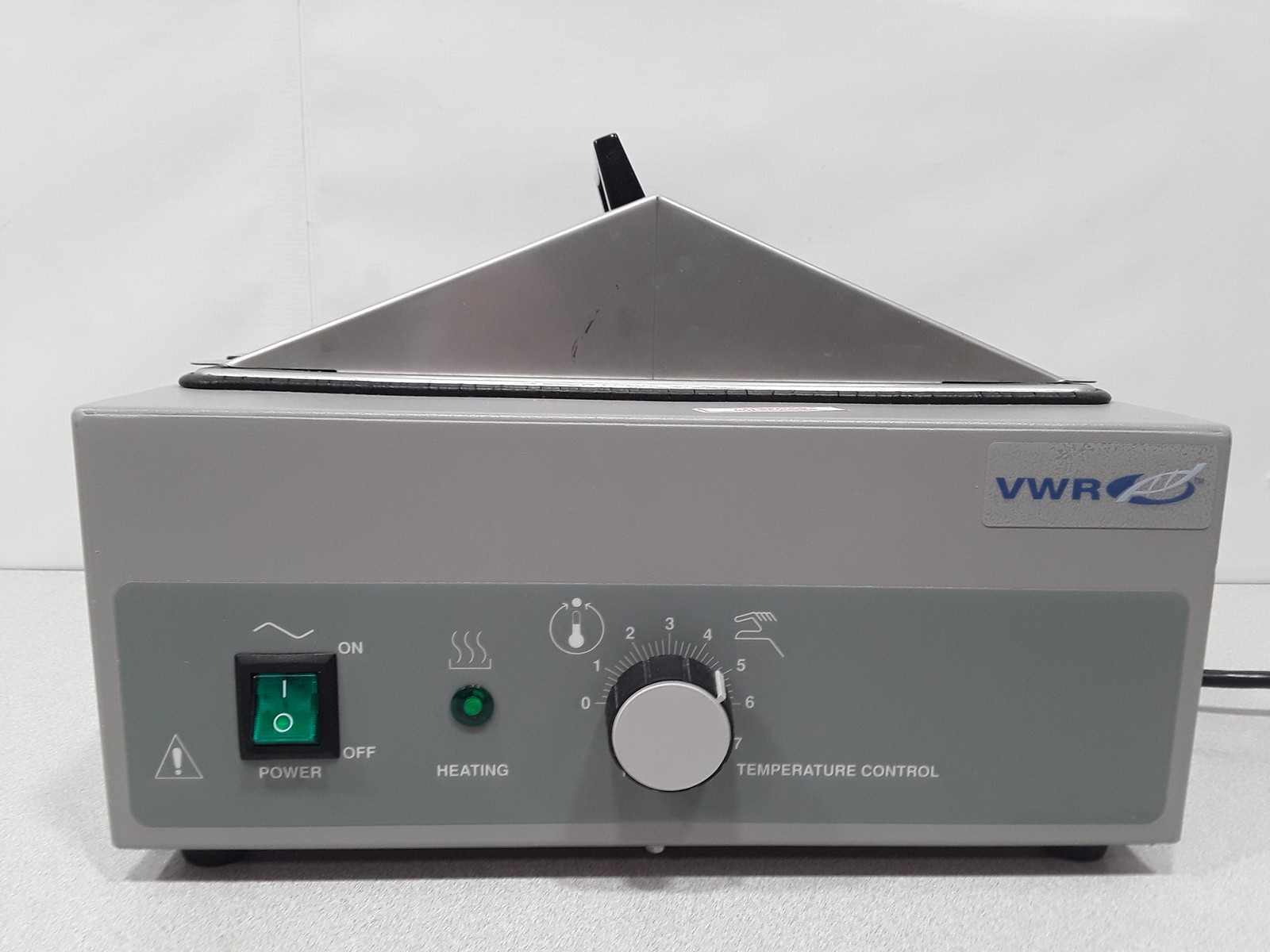 VWR 1208 General Purpose Laboratory Water Bath Analog Control 99.9C (3349118)