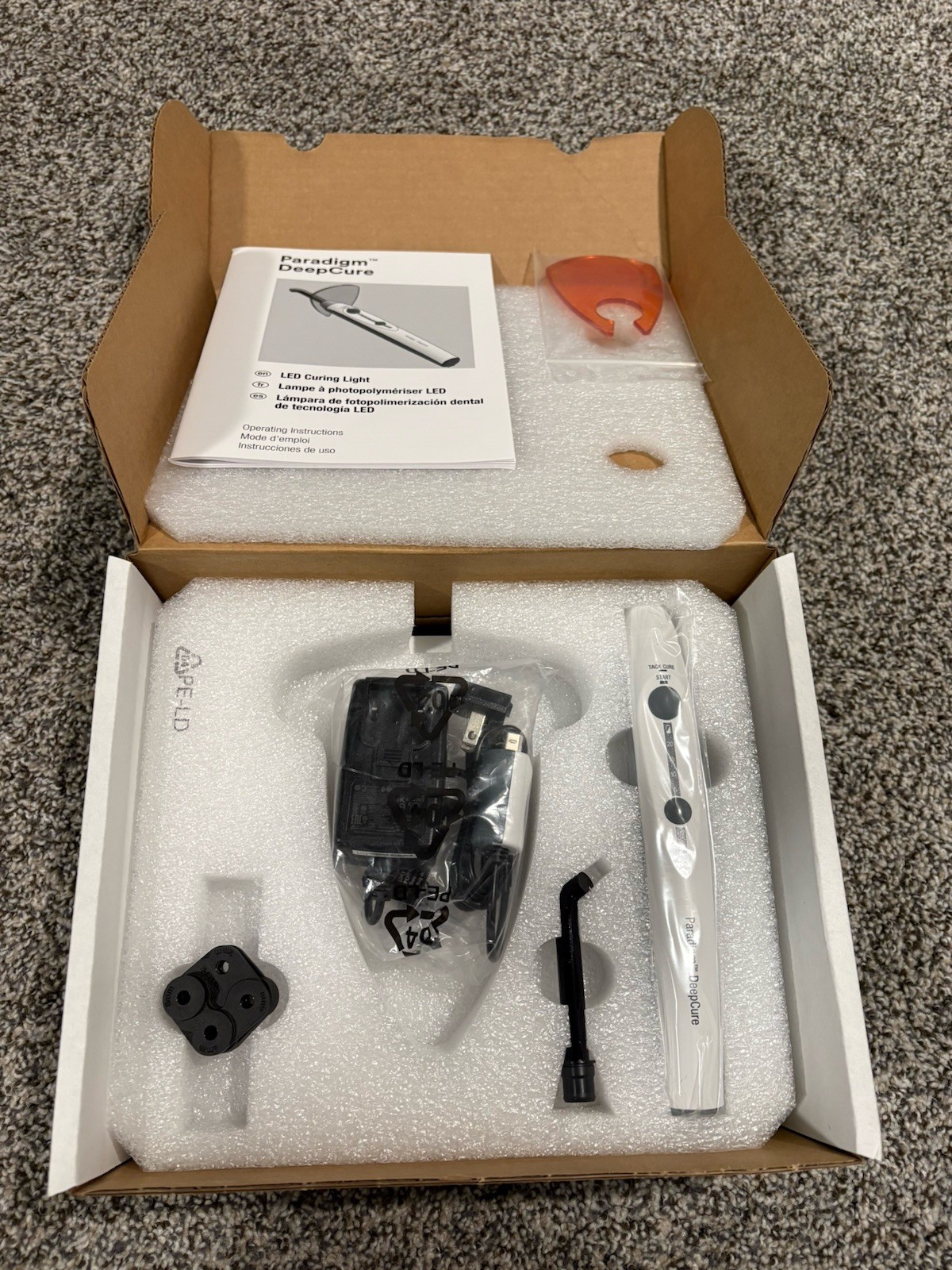 NEW! 3M ESPE Paradigm DeepCure LED Curing Light 76974! MUST SEE!