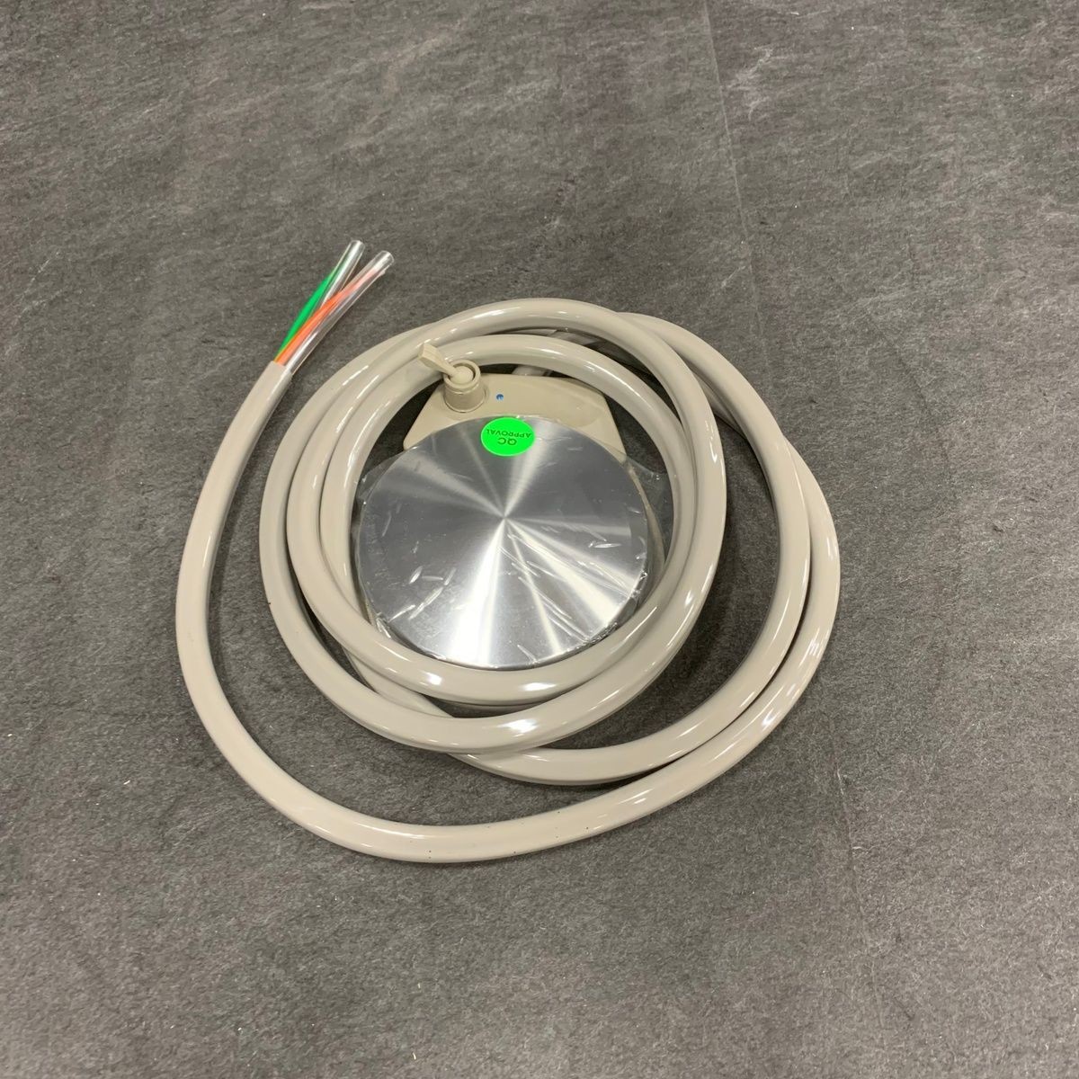 MIDMARK 016-1040-00 Foot Control Wet/Dry, Shadow Grey