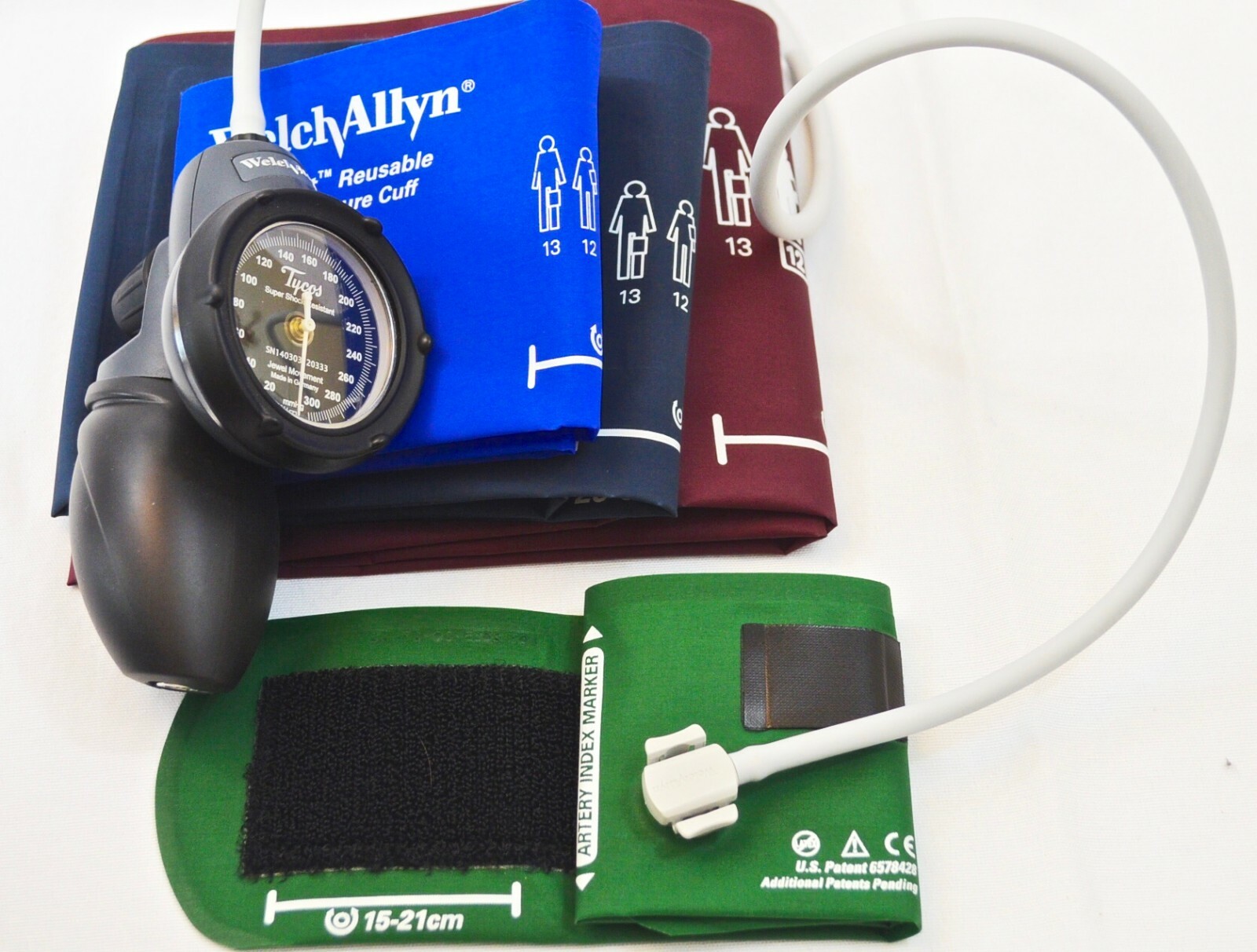 Welch Allyn DS58-MC Sphygmomanometer Aneroid Durashock Hand Multi Cuff Gauge