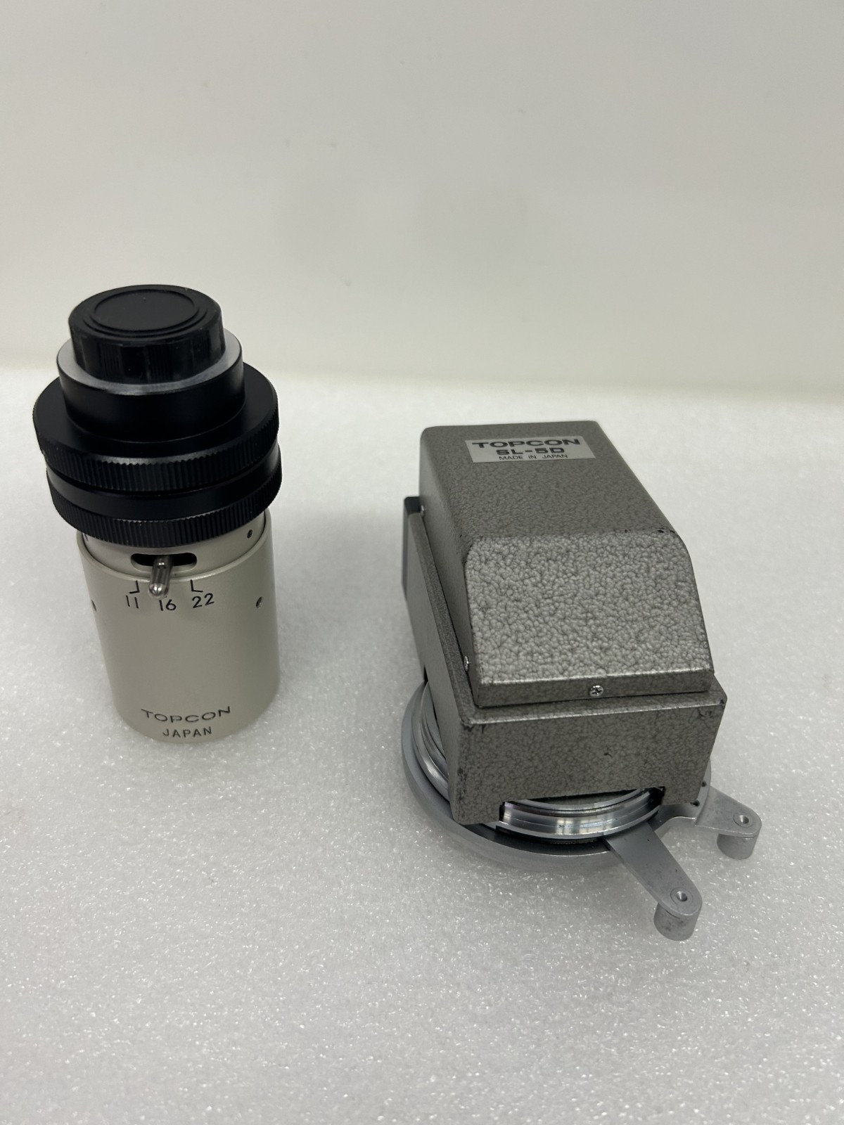 TOPCON SL-5D & TOPCON 11 16 22 Lens Apparatus