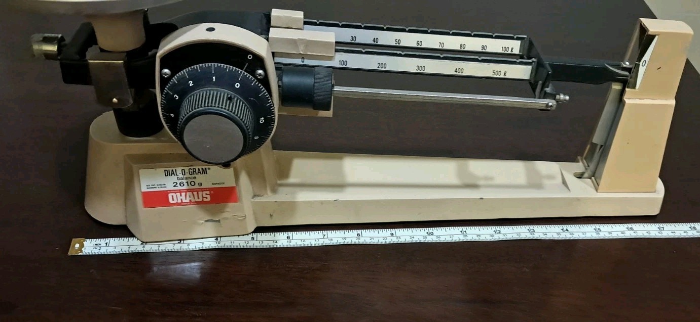 Ohaus Dial-O-Gram 1650-00 Mechanical Balance Scale 2610g Capacity Laboratory