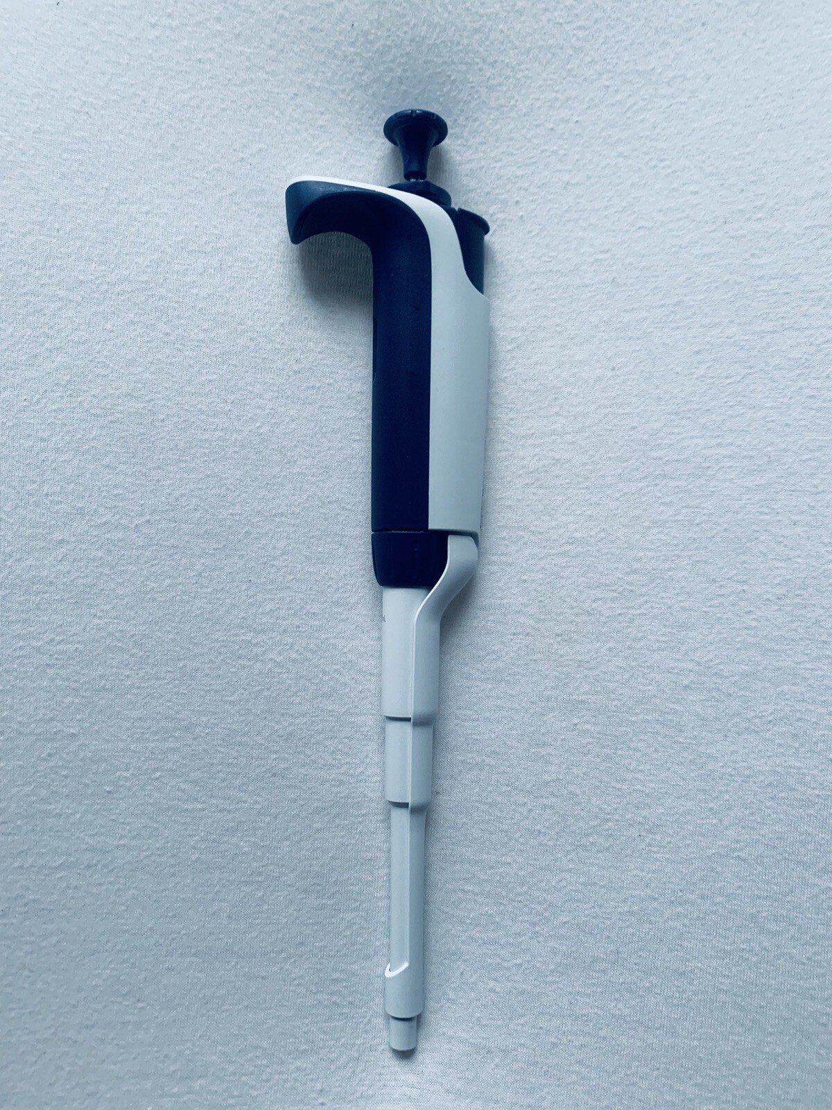 Rainin L-1000 XLS Pipet Lite ~ LTS 100-1000ul LTS ~ Single Channel ~ Calibrated